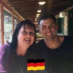 Meet your Posher, Dede